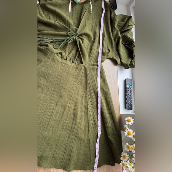 Free people flutter sleeves olive green dress size M - Picture 8 of 9
